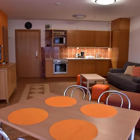 986 - Karoly Apartament *