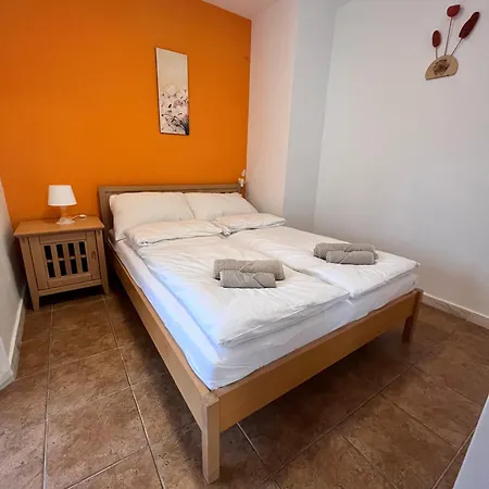 Апартаменты Karoly