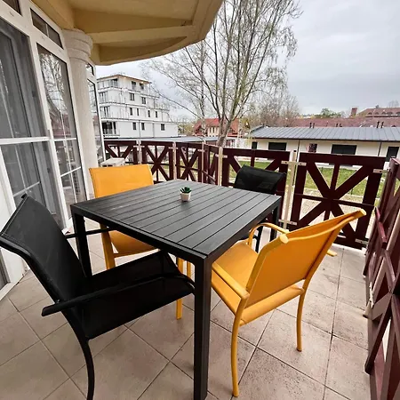 Karoly Апартаменты