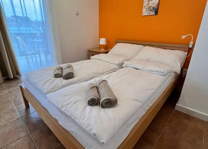 Karoly Апартаменты