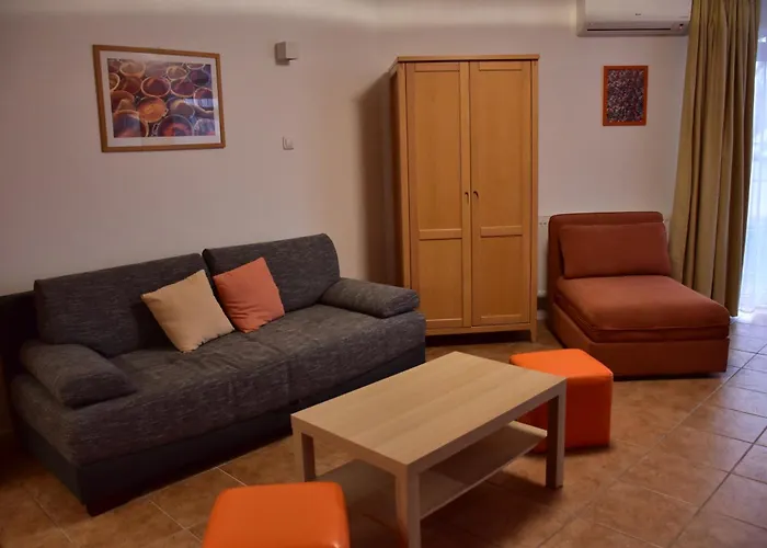 Karoly * Балатонлелле